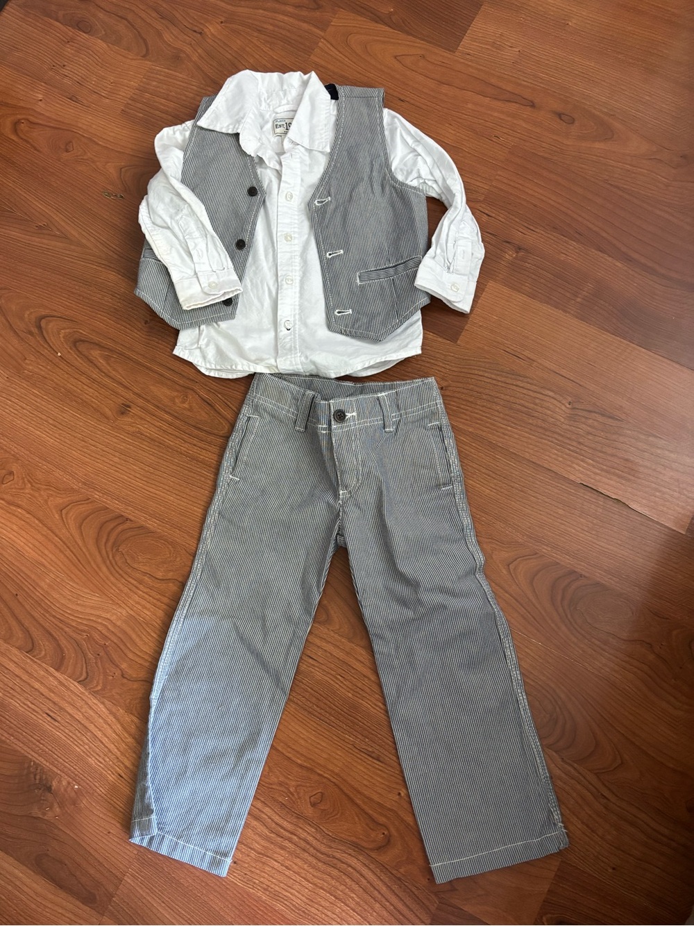 Boys Three Piece Outfit 3t Pin Stripe Best Pants White Long Sleeve Shirt